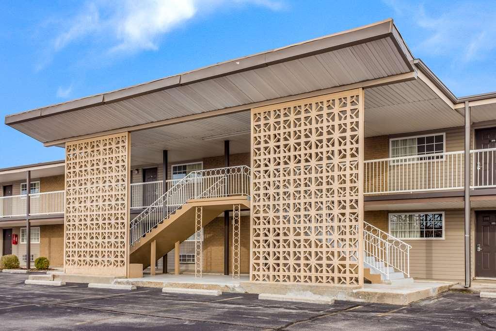 Americas Best Value Inn - Lebanon Bagian luar foto