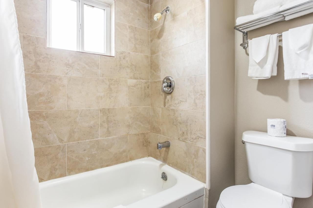 Americas Best Value Inn - Lebanon Bagian luar foto