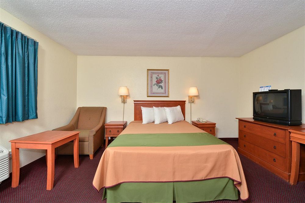 Americas Best Value Inn - Lebanon Bagian luar foto