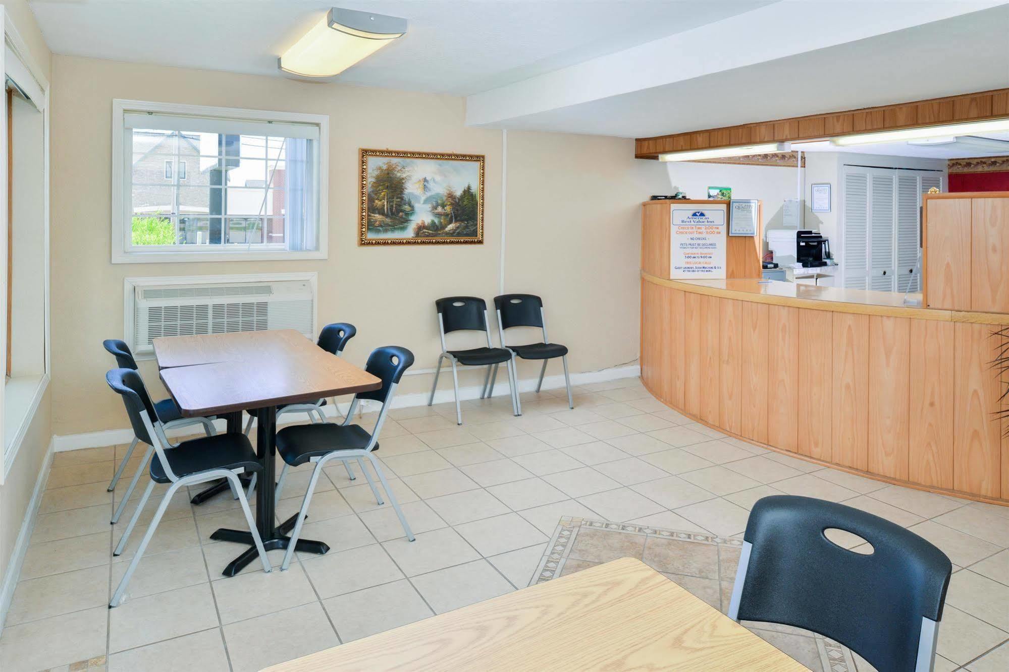 Americas Best Value Inn - Lebanon Bagian luar foto